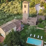 Villa Matilde, With Private Pool On The Lucca Hills *