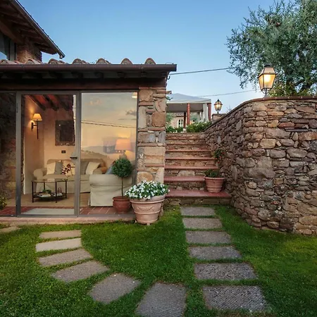 Matilde, With Private Pool On The Lucca Hills *