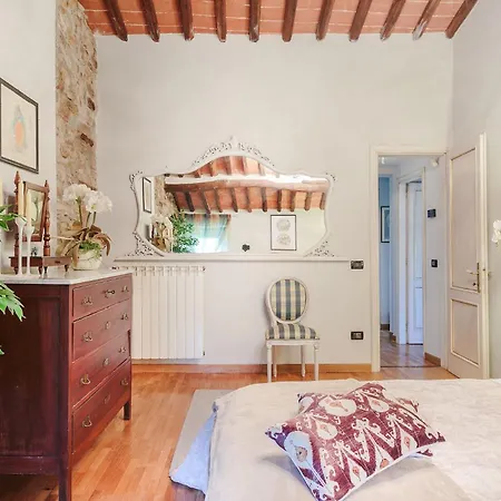 Matilde, With Private Pool On The Lucca Hills Villa Capannori