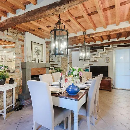 Matilde, With Private Pool On The Lucca Hills Villa Capannori