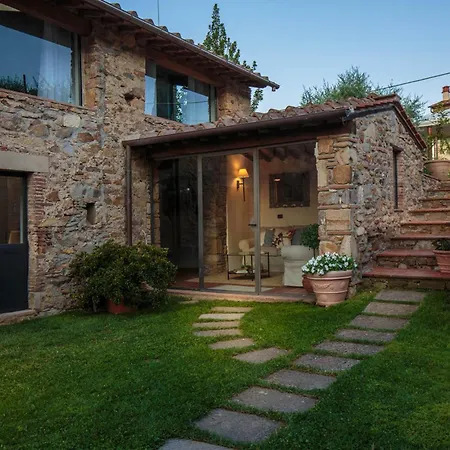 Matilde, With Private Pool On The Lucca Hills *